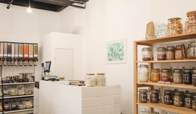 Helpful Tips for Keeping Your Retail Shop Clean & Organized